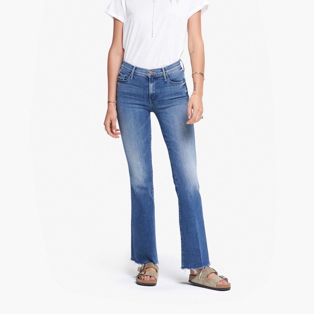 Weekender Fray in Groovin’ by Mother Denim
